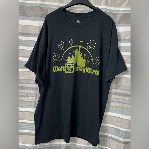 Walt Disney World Black T-Shirt - Picture 1 of 5